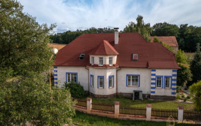 Prodej rodinného domu 312 m2 v Malé Černoci, pozemek 3933 m2